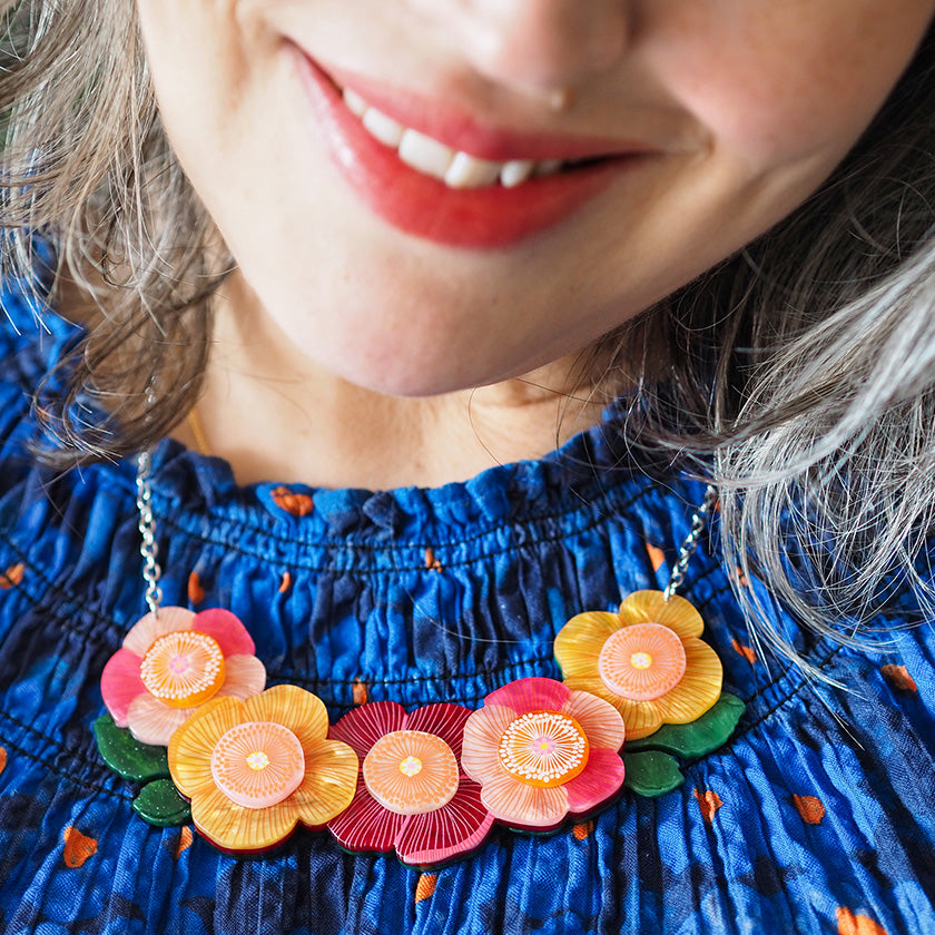 Pretty Poppies Necklace